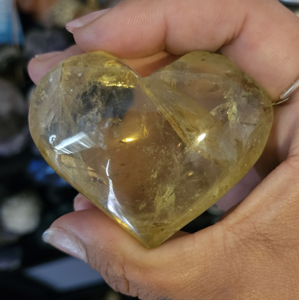 Yellow Citrine Heart - Picture 2 of 2